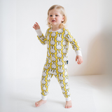 Niño con el conjunto de pijama de bambú para niños Miffy «Hello Yellow»