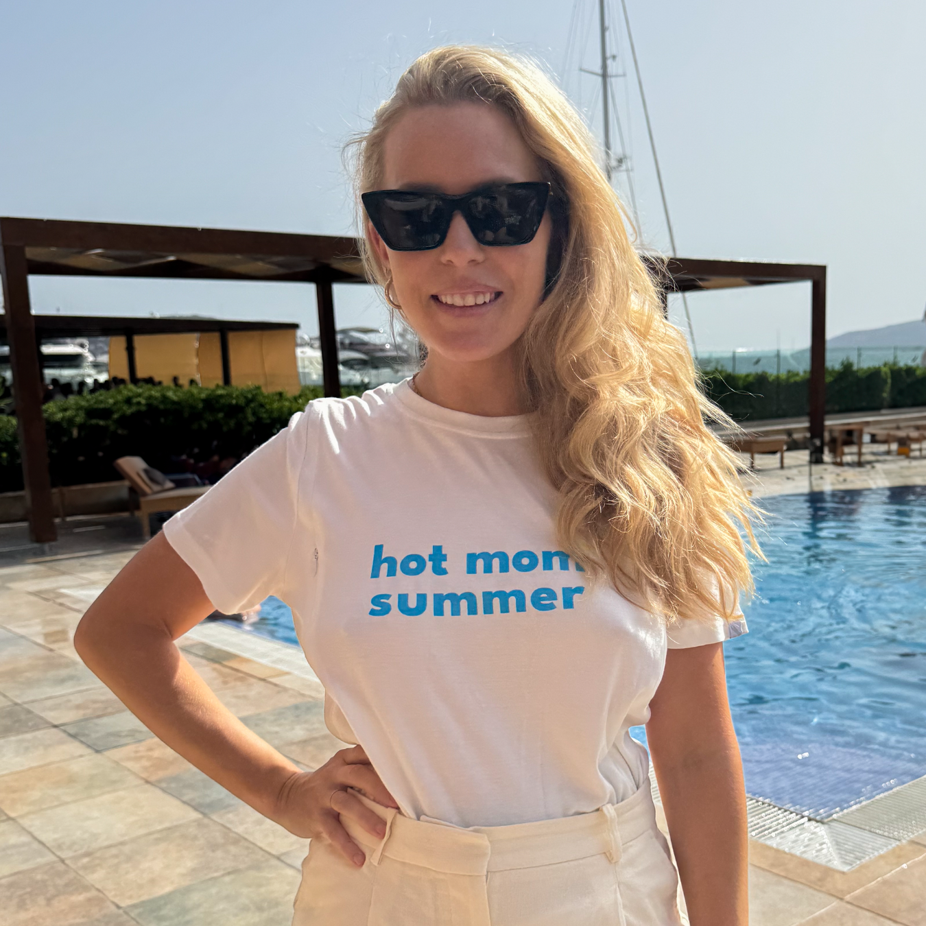 Still-T-Shirt Hot Mom Summer